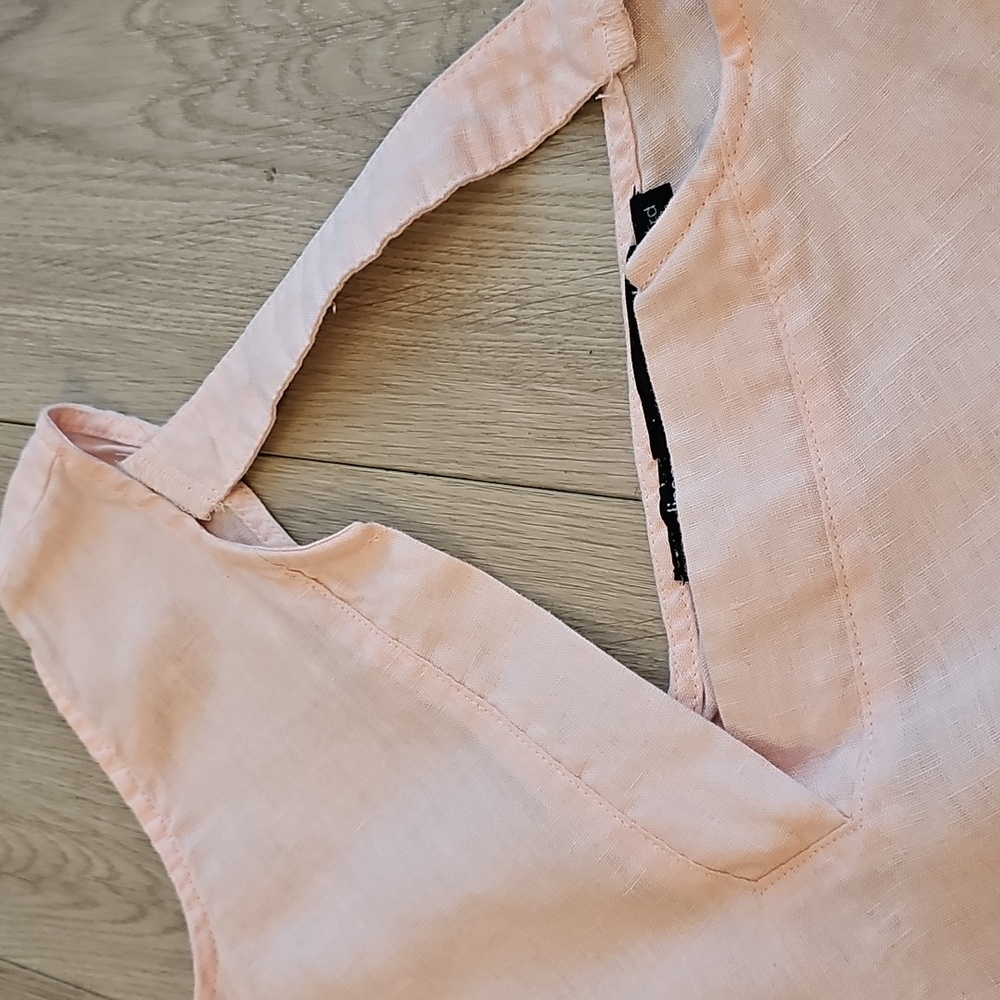 Harve Benard Linen Light Pink Sleeveless V-Neck & Open Back Blouse, Small - Picture 4 of 15